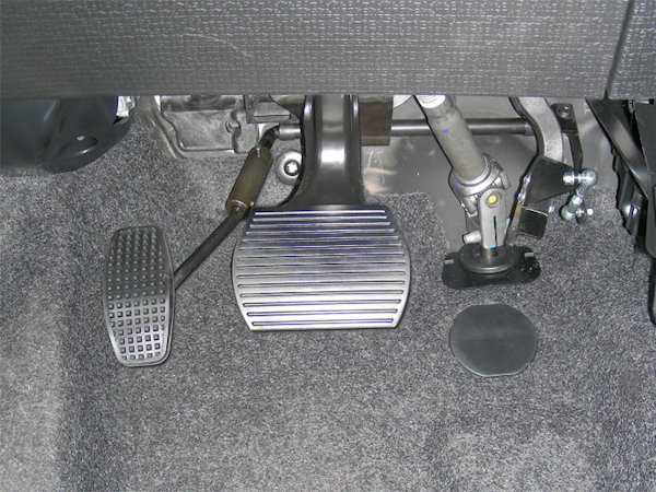 D908